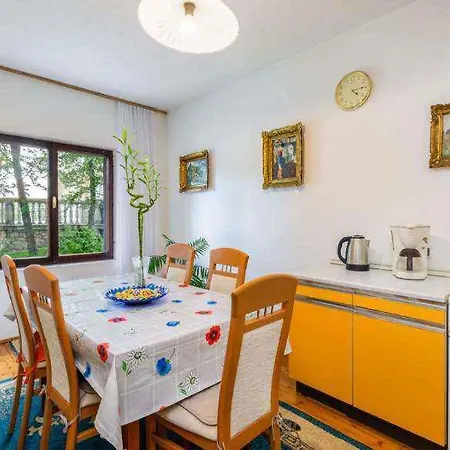 Apartment In 39395