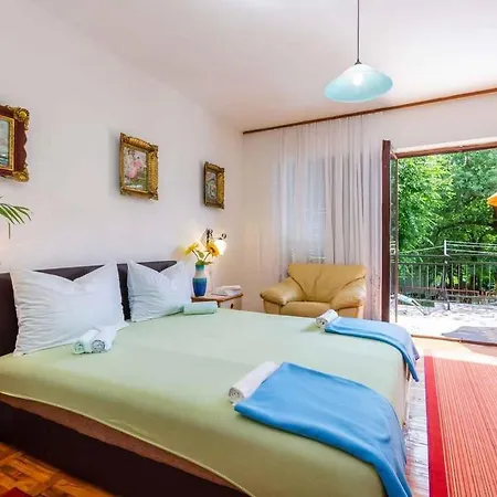 Apartment In 39395